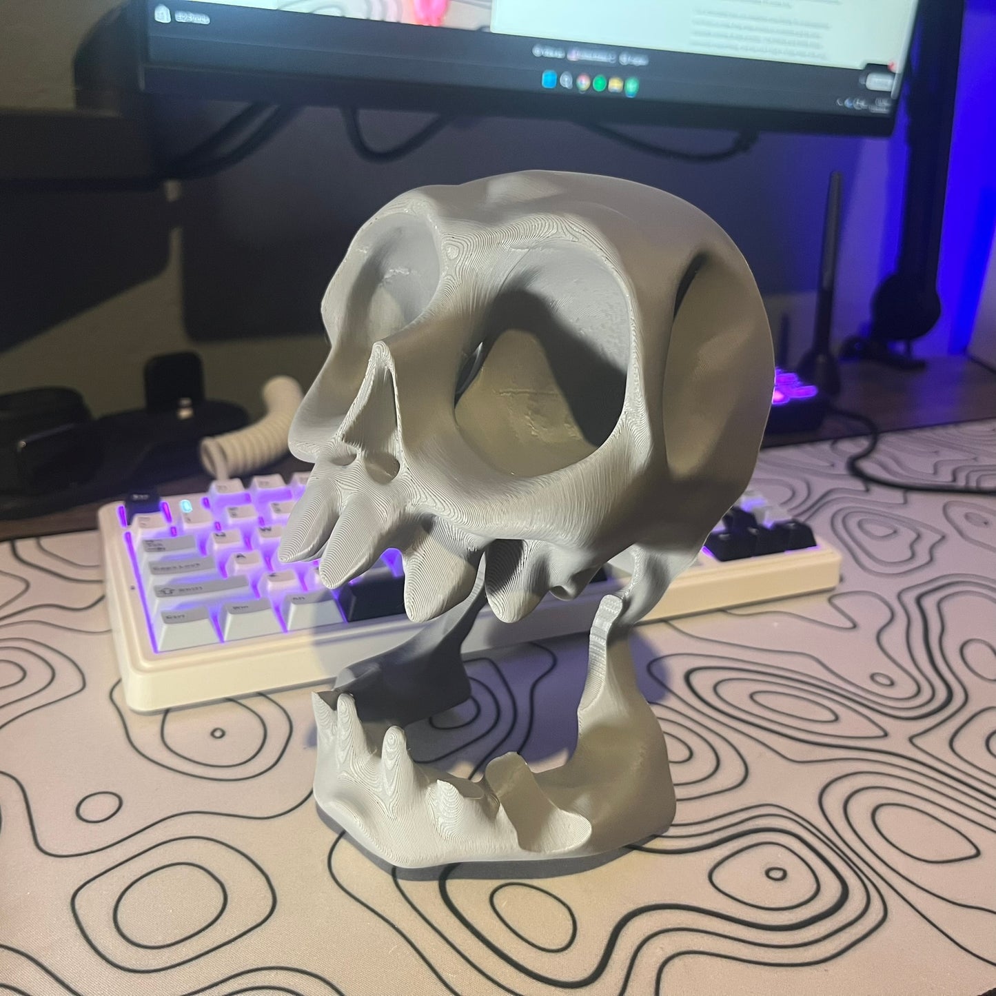 Skull Controller Headphone Stand