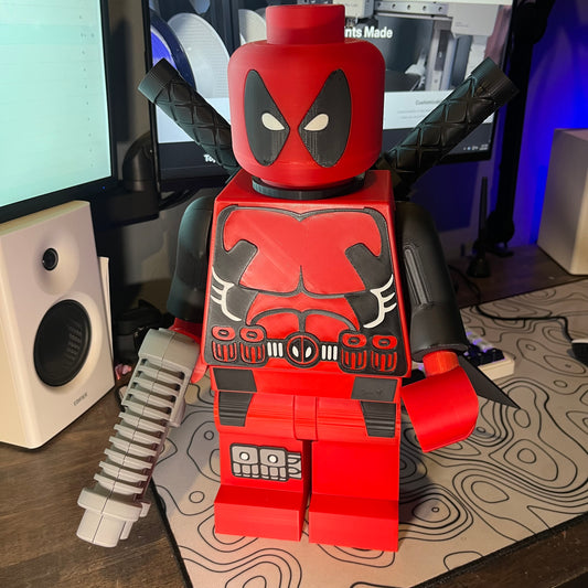 Deadpool Mega Fig