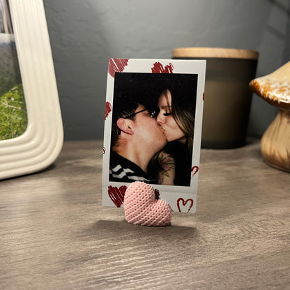 Valentines Knitted Heart Picture Stand