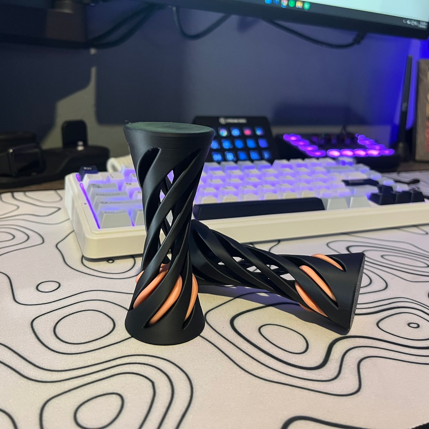 Swirl Hourglass Fidget