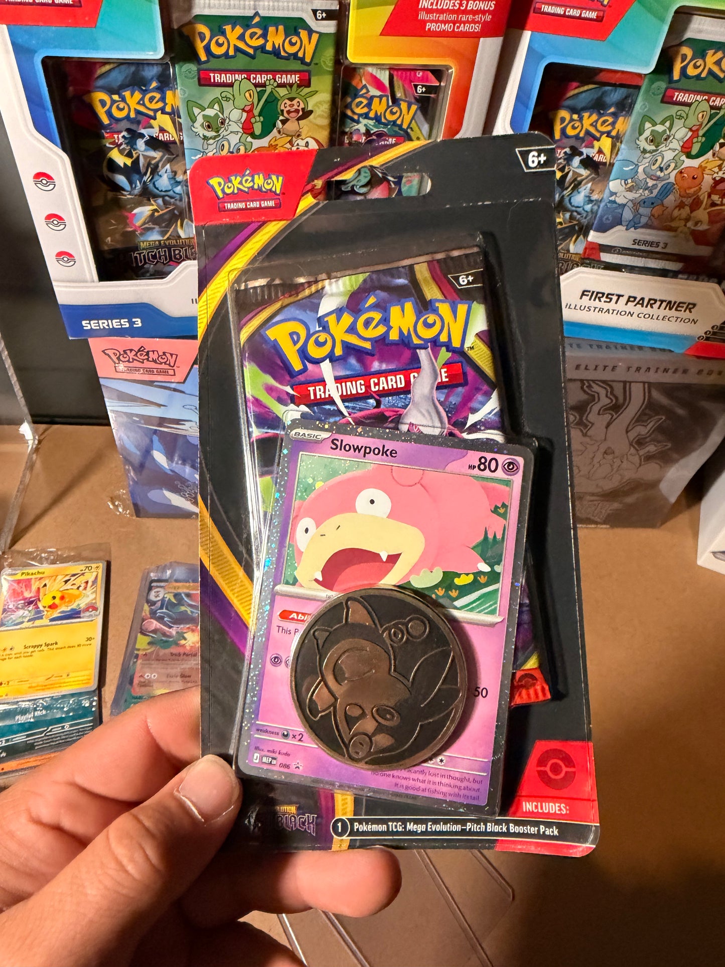 Pitch Black Single Blister - Slowpoke