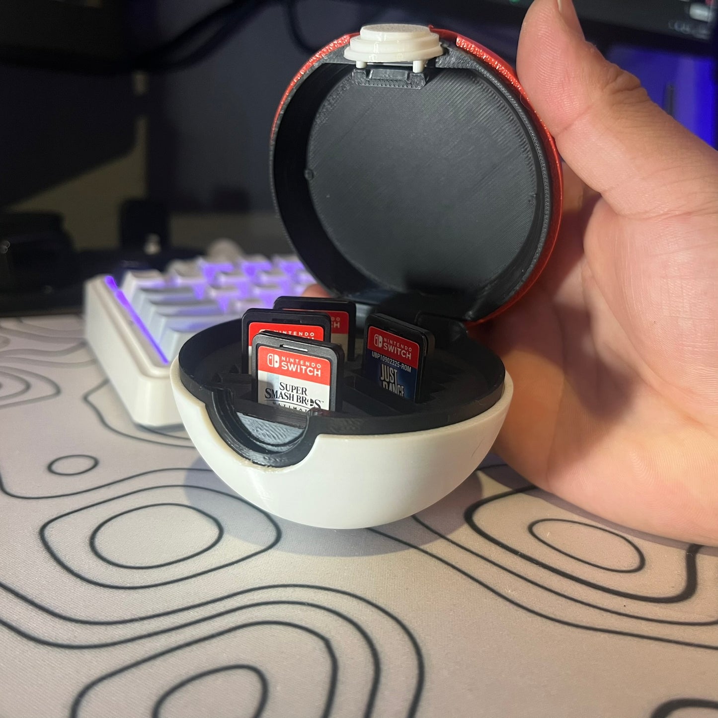 Poké Ball Switch Game Storage