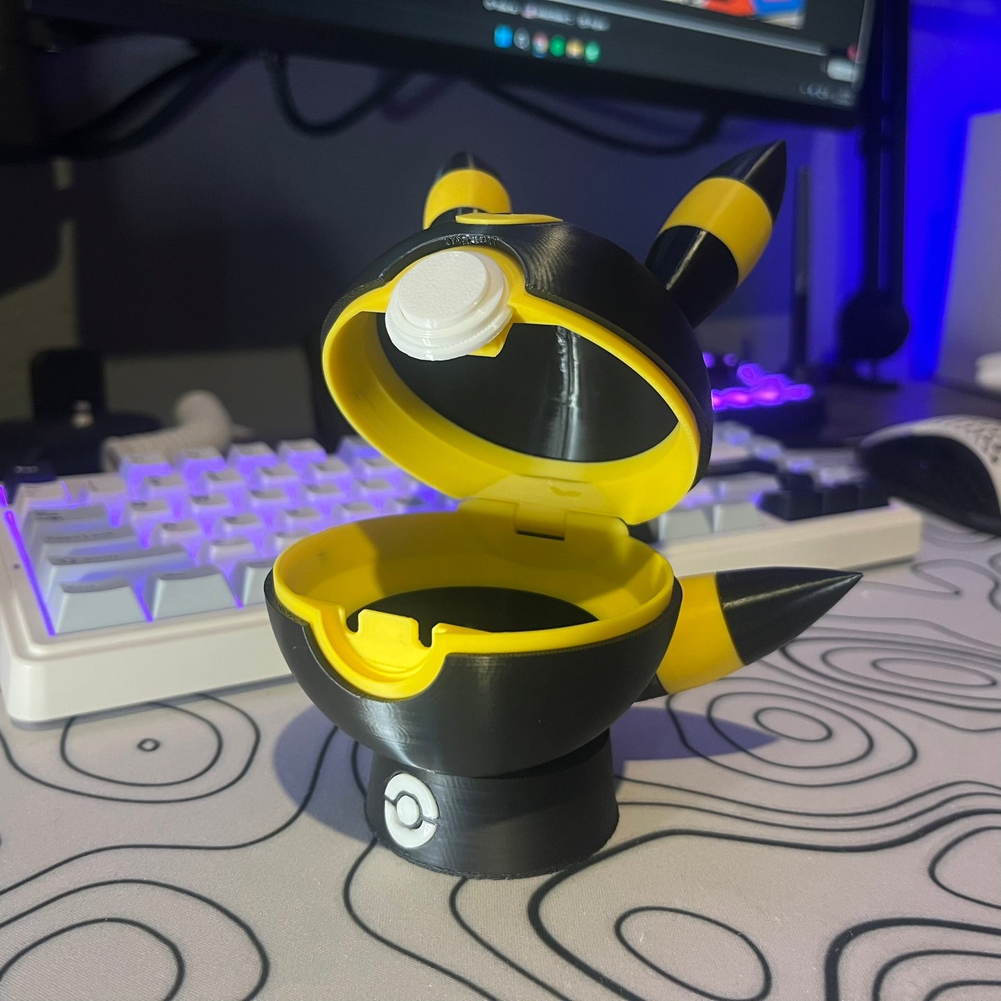 Umbreon Poké Ball