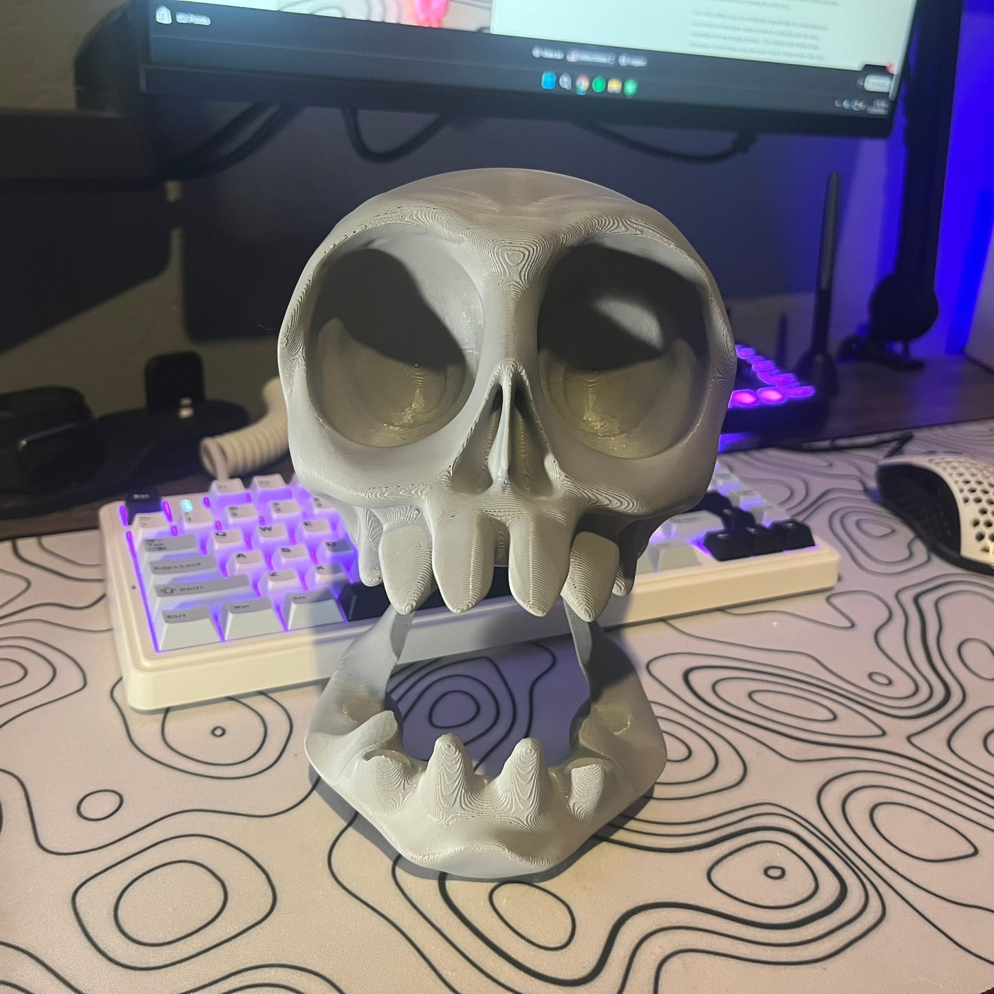 Skull Controller Headphone Stand